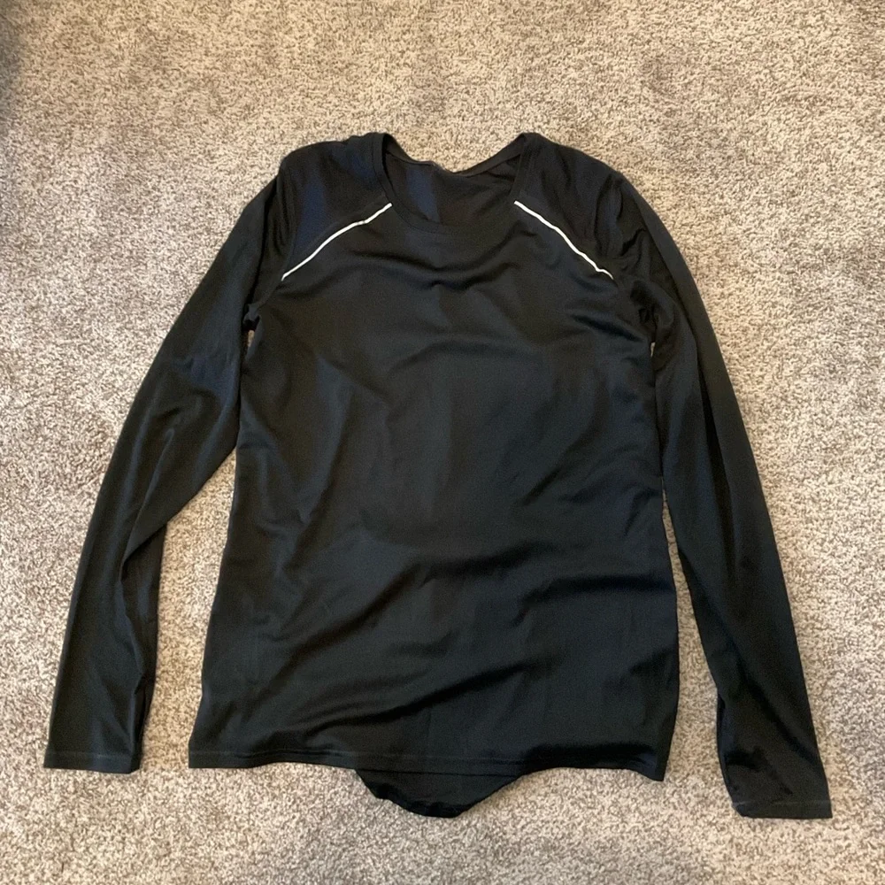 Black Long Sleeve Athletic Shirt - Picture 1 of 2